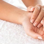 Mau Punya Kuku Sehat dan Cantik? Lakukan 3 Langkah Berikut untuk Merawatnya!