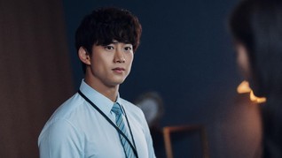 Taecyeon 2PM Puas Perankan Pria 'Bermuka Dua' di Vincenzo