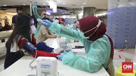 Ketum MUI Dukung Sanksi Penolak Vaksin: Harus Buat Jera