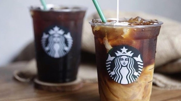 Suka Starbucks Tapi Takut Gendut? Berikut Rekomendasi Menu Starbucks dengan Kalori Rendah! Suka Starbucks Tapi Takut Gendut? Berikut Rekomendasi Menu Starbucks dengan Kalori Rendah!