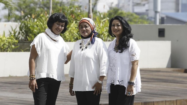 Sebuah panah yang dilepaskan Nurfitriyana Saiman menjadi penentu jalan lapang 3 Srikandi untuk membuka pintu medali Indonesia di Olimpiade.