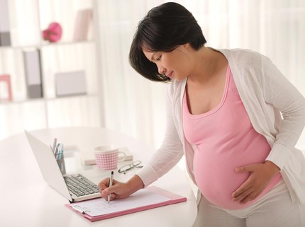 5 Tips Mencegah Biaya Melahirkan Membengkak, Yuk Bunda Simak