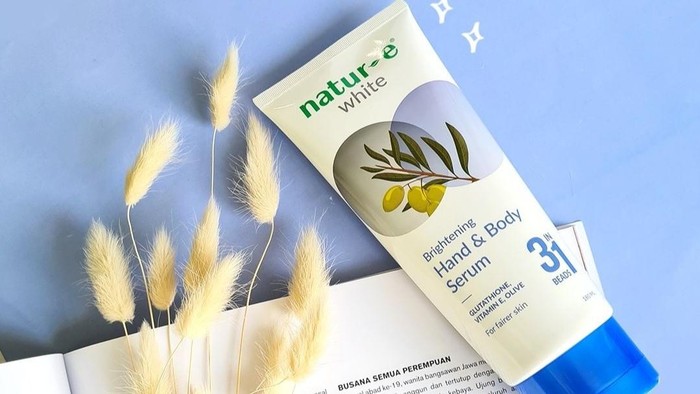 5 Rekomendasi Body Serum yang Ampuh Cerahkan Kulit