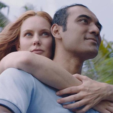 Siap Jadi Ayah, Ario Bayu Tampilkan Istri Bule yang Sedang Hamil Besar