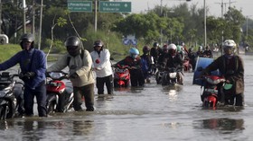 6 Tips Motor Bermasalah Akibat Menerabas Banjir