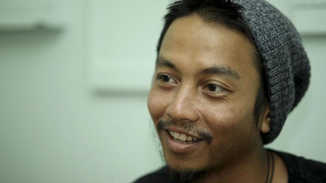 BCA menyatakan Fiersa Besari telah menerima kembali sejumlah uang miliknya yang sempat dibobol. Pembobolan diselesaikan secara damai.