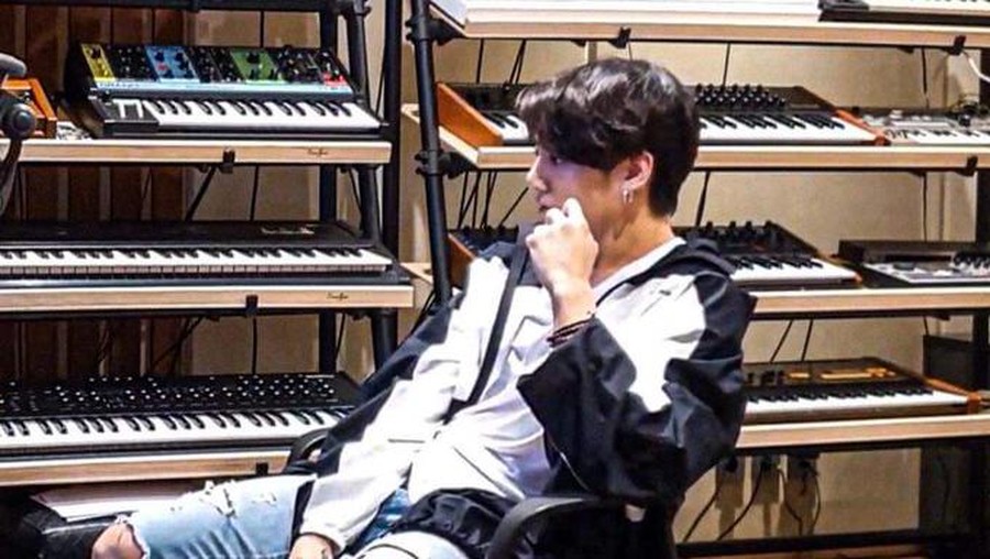 Jungkook BTS Produser OST Film Jepang