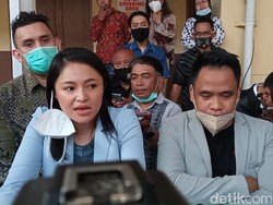 Marshanda Dituding Beri Kesaksian Palsu, Karen Pooroe Ancam Lapor Polisi