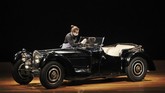 FOTO: Bugatti 57S 1937, Mobil Lawas Bernilai hingga Rp119 M Bugatti 57S produksi 1937, yang cuma ada 42 unit di seluruh dunia, diharapkan memecahkan rekor lelang mobil langka di Bonhams, Inggris, hari ini.