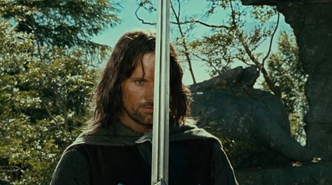 Aktor Viggo Mortensen mengaku ingin tampil di serial The Lord of The Rings yang digarap oleh Amazon Studios.