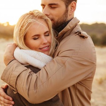 5 Hal Ini Bisa Membuat Pria Makin Cinta Kamu, Apa Saja?