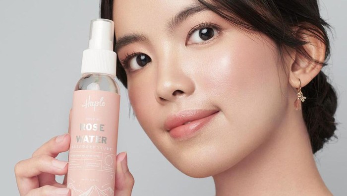 6 Face Mist Lokal Harga Affordable untuk Wajah Fresh dan Glowing Seharian