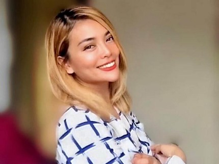 Bunda Mau Ngobrol Bareng Bidan Novel yang Viral? Join Bumil Time Ya
