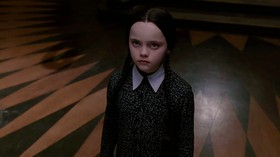 Tim Burton Bakal Garap Serial Soal Wednesday Addams
