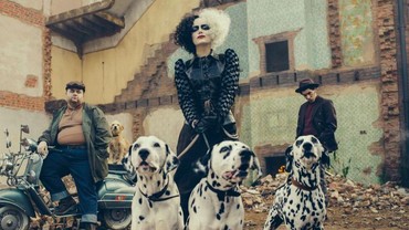 img-title Cuplikan Perdana Emma Stone Jadi Psikopat dalam Film Disney 'Cruella'