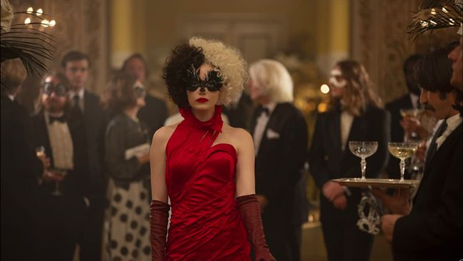 Emma Stone Bak Psikopat di Trailer Film Cruella