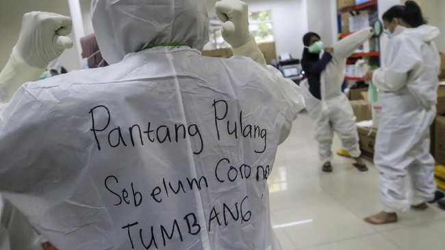 Tim Mitigasi IDI meminta pemerintah berhenti mengandalkan penanganan hilir seiring semakin banyaknya dokter yang gugur karena Covid-19.