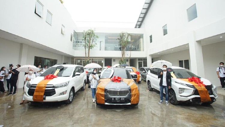 Gilang Widya Pramana dan Shandy Purnamasari