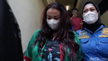 img-title Kronologi Jennifer Jill Ditangkap VS Drama Perselingkuhan Nissa Sabyan