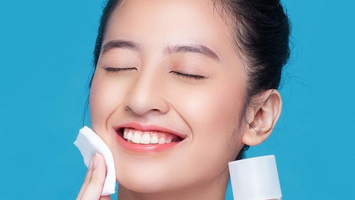 Jerawat Menyerang? Tenangkan dengan 4 Toner Berikut! Jerawat Menyerang? Tenangkan dengan 4 Toner Berikut!