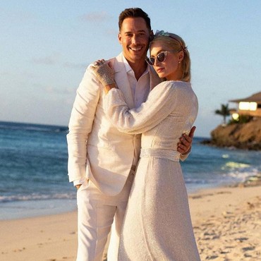 Rayakan Ultah ke-40, Paris Hilton Pamer Kemesraan dengan Calon Suami