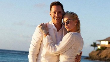 Rayakan Ultah ke-40, Paris Hilton Pamer Kemesraan dengan Calon Suami