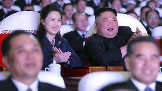 Liku-liku Kisah Cinta Diktator Korea Utara Kim Jong Un