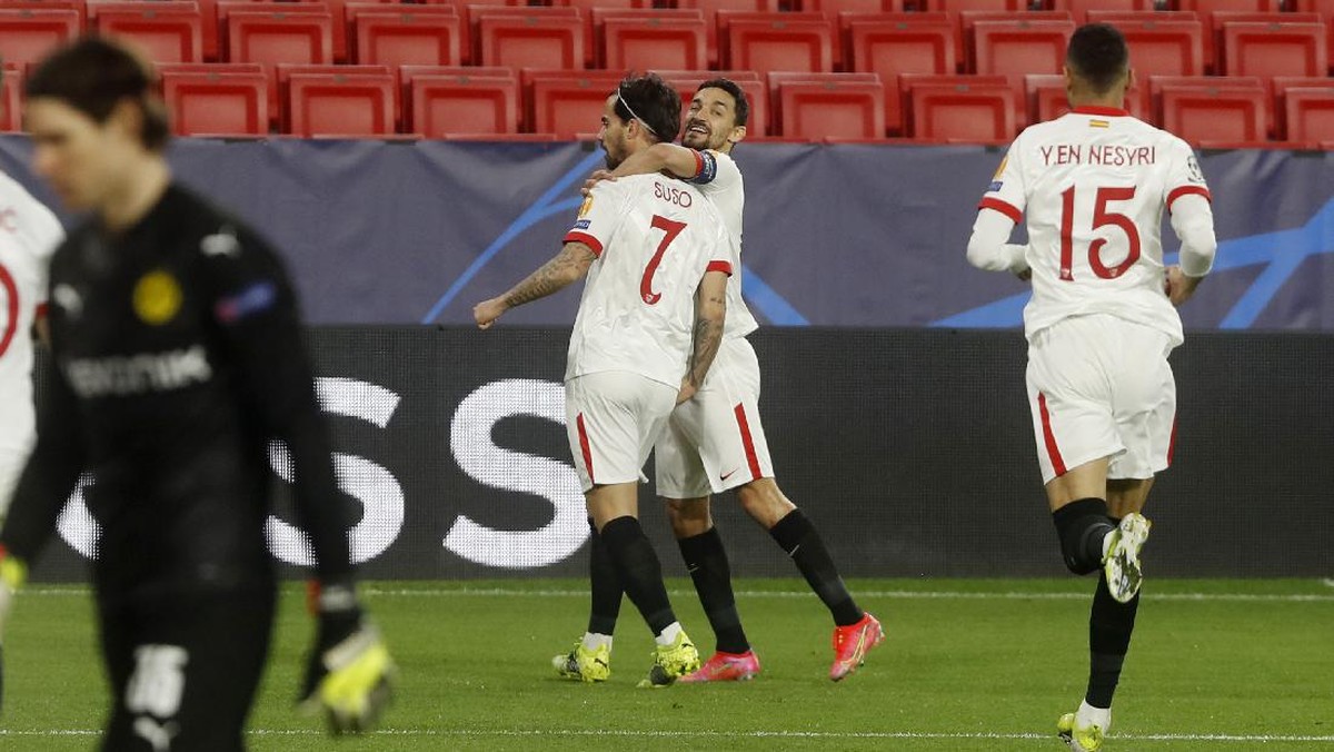 FOTO: Haaland Bersinar, Dortmund Bungkam Sevilla