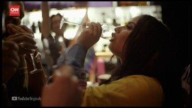 VIDEO: Demi Lovato Ceritakan Momen Overdosis di Dokumenter