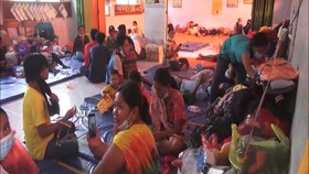 VIDEO: 1 Pengungsi Longsor Nganjuk Positif Covid-19