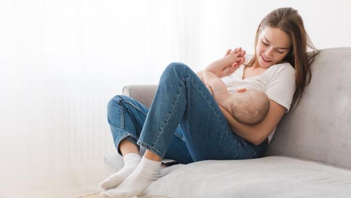 Tips Sukses Pemberian ASI Eksklusif Saat Puasa