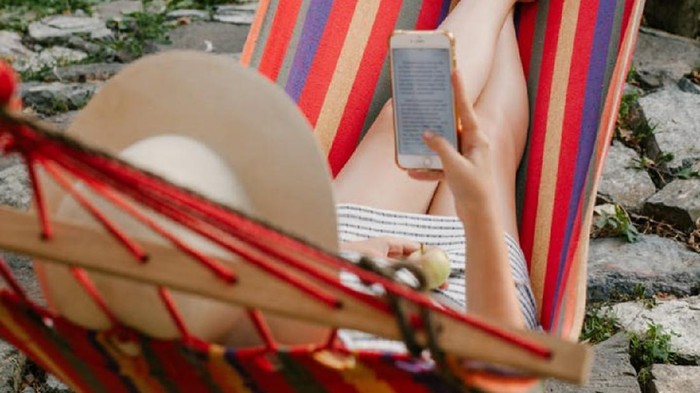 6 Rekomendasi Produk Skincare dengan Blue Light Protection, Ada Skincare Lokal!