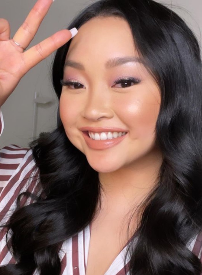 Aktingnya yang menawan dan sangat memukau membuat siapapun yang menontonya cukup terkesima. Nah berikut ini simak potret Lana Condor dan beberapa sedikit fakta darinya (Foto: Instagram/@lanacondor)