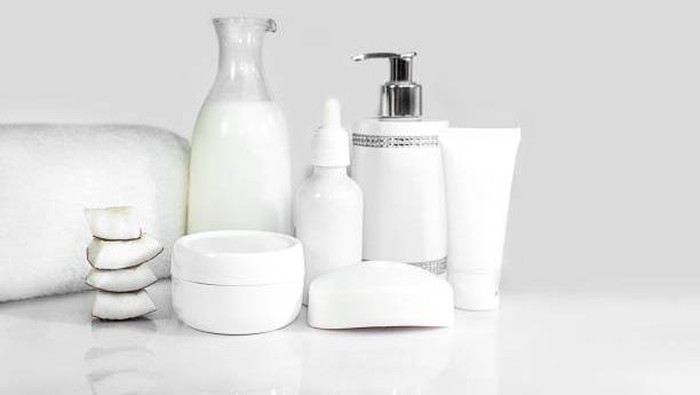 Bener Nggak, Sih ASI Bisa Jadi Skincare yang Bikin Awet Muda?