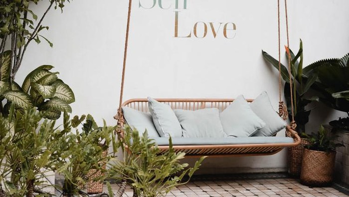 Belajar Mencintai Diri Sendiri Bedasarkan Empat Elemen Zodiak