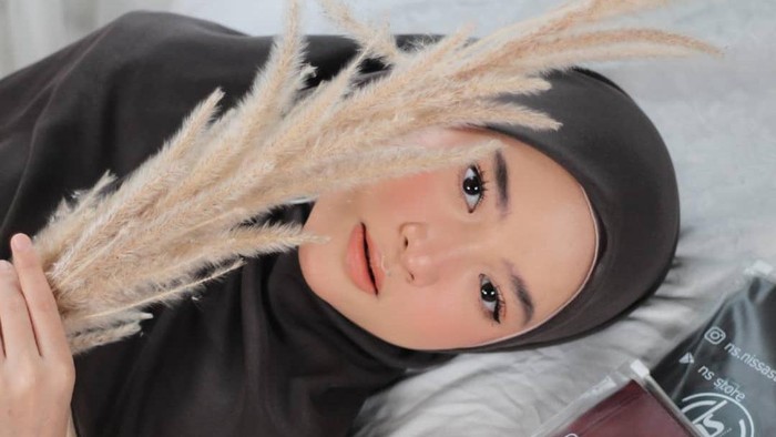 Punya Brand Sendiri, Intip Bisnis HIjab Nissa Sabyan
