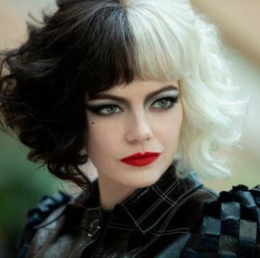 Gaya Emma Stone di Film Disney 'Cruella' Disebut Tiru Harley Quinn