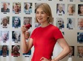 Rosamund Pike Raih Golden Globe Berkat Film I Care a Lot