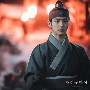 Jang Dong Yoon Ungkap Gaya Berakting di Drama 'Joseon Exorcist'