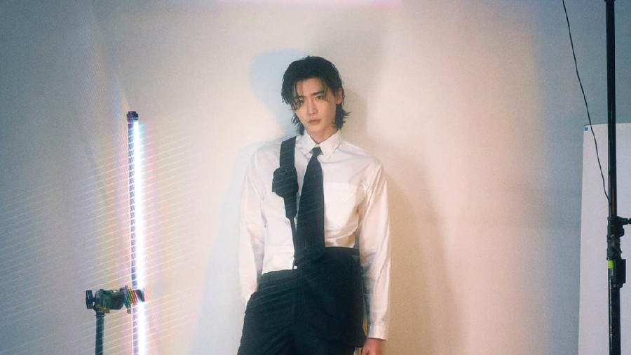 Lee Jong Suk