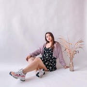 6 Padupadan Sweater untuk Tubuh Gemuk