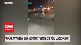 VIDEO: Viral Wanita Bermotor Terobos Tol Jagorawi