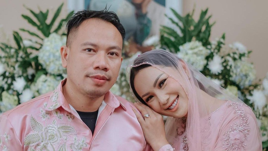 Vicky Prasetyo Vicky Prasetyo