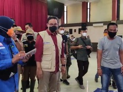 Anies Tengok GOR Otista Untuk Pengungsi Banjir