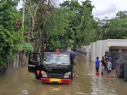 Banjir di Jl Kemang Timur V Belum Surut, Ketinggian Air Capai 1 Meter