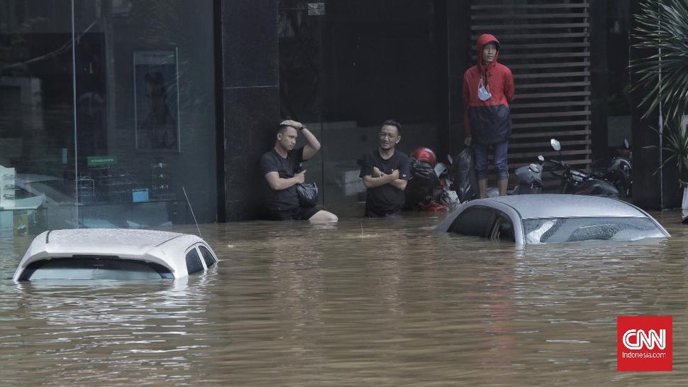 Foto Banjir Di Kemang Jaksel Saat Hari Sabtu Foto 7