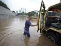 Terendam Banjir, Tol Jakarta-Tangerang Masih Ditutup