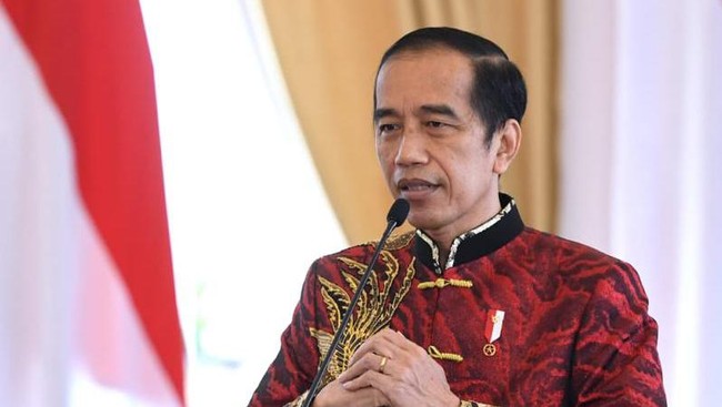 Jokowi di Perayaan Imlek: Jangan Lupa Bersyukur PPKM Sudah Dicabut Presiden RI Joko Widodo (Jokowi) dan Presiden RI ke-5 Megawati Soekarnoputri menghadiri perayaan Imlek nasional di Lapangan Banteng, Minggu (29/1) sore.