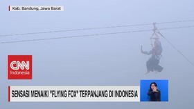 VIDEO: Sensasi Menaiki 'Flying Fox' Terpanjang di Indonesia