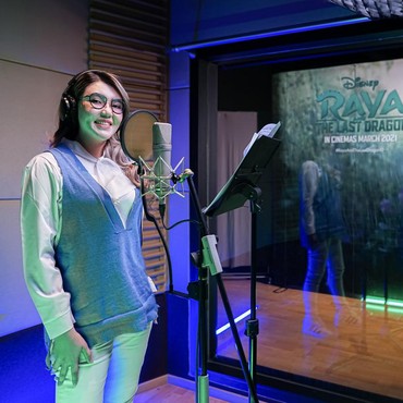 Penampilan Terbaru Via Vallen Sukses Bikin Netizen Terpukau